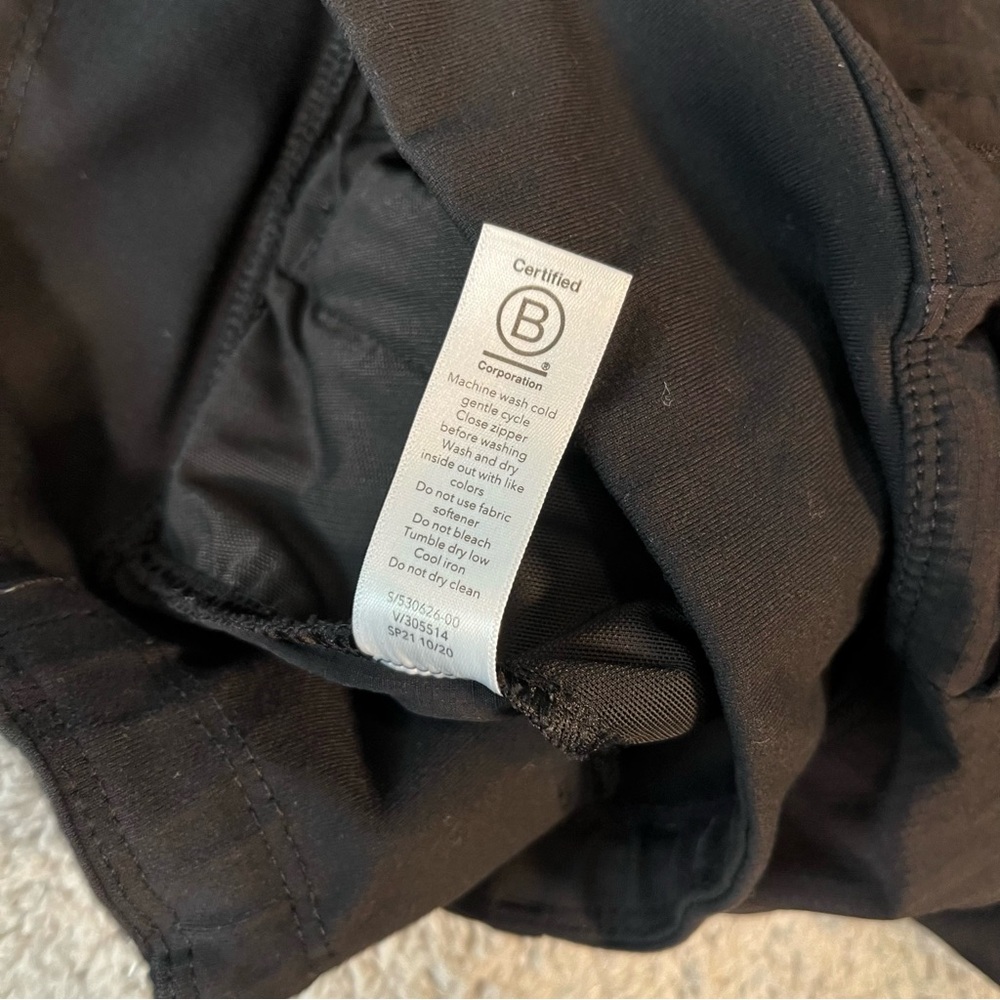 Athleta Women's Black Trekkie North Short Size 0 - Picture 6 of 8